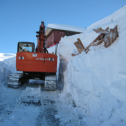 Image de project - Robinet hydro&eacute;lectrique du lac Dorothy - -30 degr&eacute;s montagnes couvertes de neige